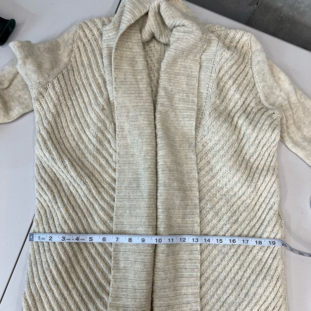 Vince Beige Cable Shawl Yak/Wool Cardigan Size S - Picture 10 of 10